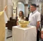 
                  Aos 46 anos, Ronaldo Fenômeno é batizado por Padre Fábio de Melo