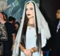 
                  Ivete Sangalo encarna Noiva Queimada para baile de Halloween; FOTOS