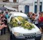 
                  Médico assassinado no Rio é enterrado na Bahia sob forte comoção