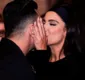 
                  Murilo Huff dá beijão em Gabi Versiani e revela ter feito música para namorada