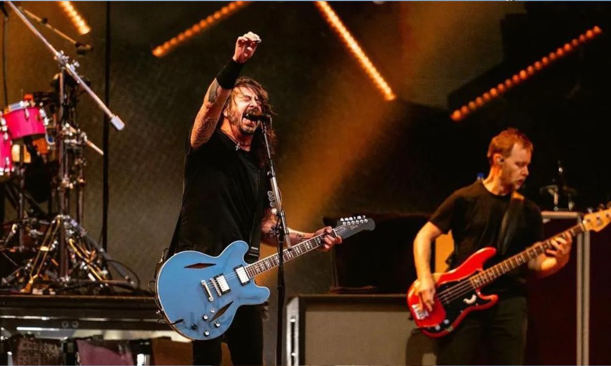 Foo Fighters vem pela 6ª vez ao Brasil: relembre shows com Cássia