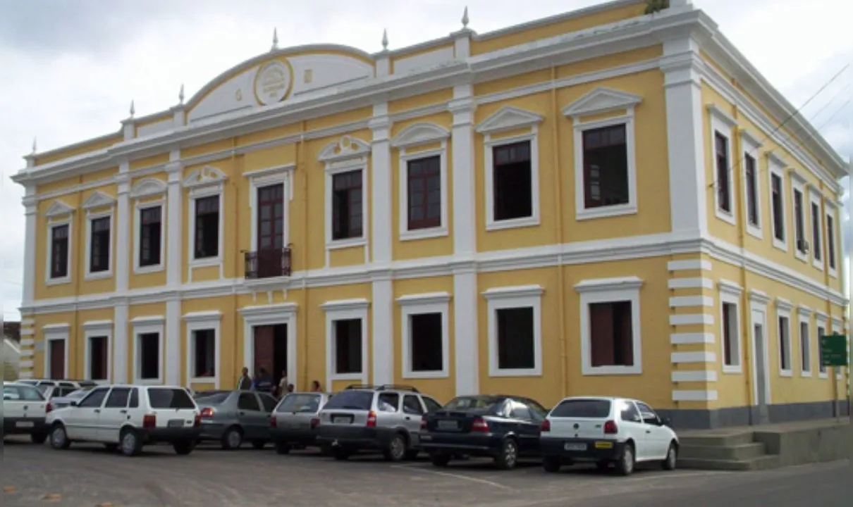Prefeitura baiana abre 120 vagas com salários de até R$ 3,1 mil