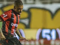 Estreia amarga: Palmeiras bate Vitória por 1 a 0 no Barradão