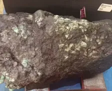 Pedra preciosa encontrada na Bahia é arrematada por R$ 175 milhões
