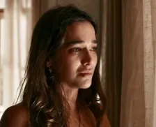 'Renascer': Mariana se desespera ao descobrir casamento de João Pedro
