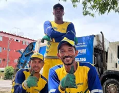Dia do Gari: agentes de limpeza são homenageados com exposição na BA