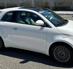 Fizemos o test drive do Fiat 500e