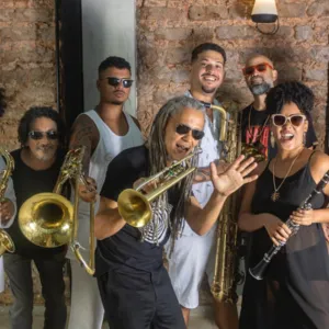 Banda Skanibais recebe Pedro Pondé e Riane Mascarenhas em Salvador