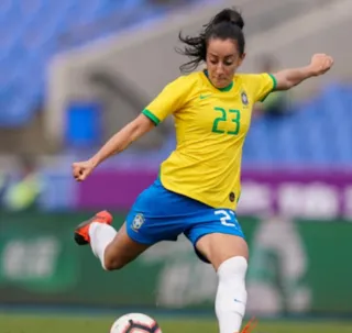 Craque da Seleção Brasileira revela diagnóstico de câncer