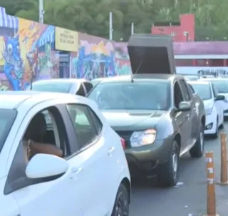 Ferry-boat tem espera média de 2h para embarque nesta quarta (27)