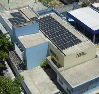 Neoenergia Coelba beneficia instituições públicas com painéis solares