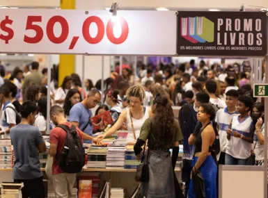Bienal do Livro Bahia inicia venda de ingressos no Salvador Shopping