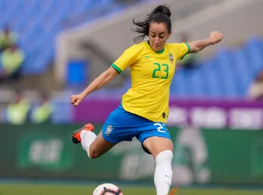 Craque da Seleção Brasileira revela diagnóstico de câncer