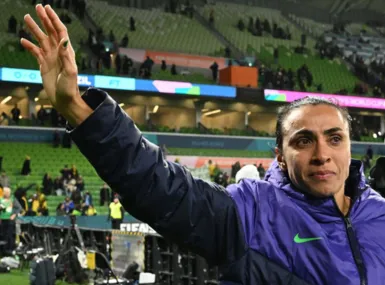 Marta se emociona após Brasil ser escolhido país sede da Copa do Mundo