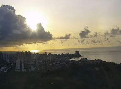Previsão do tempo: sol predomina, mas tempo segue instável em Salvador