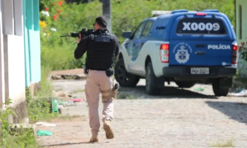 
				
					Acampamentos de drogas são destruídos durante operação na Bahia
				
				
