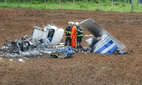 
				
					Aeronáutica investiga queda de avião que matou piloto na Bahia
				
				