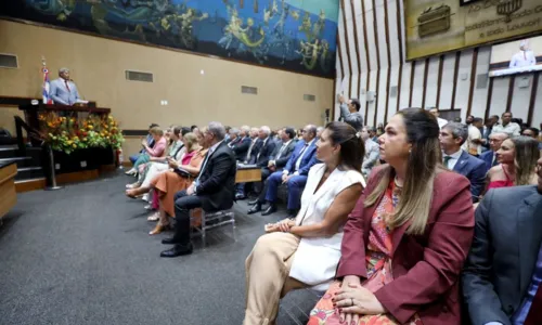 
				
					Alba reabre trabalhos legislativos com discurso de Jerônimo Rodrigues
				
				