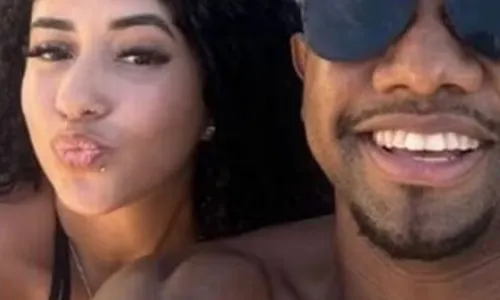  				 					Após encontro com influenciadora, Davi canta arrocha: 'Louco de amor' 				 				