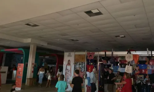  				 					Arena Jovem tem queda de energia no último dia de Bienal do Livro 				 				