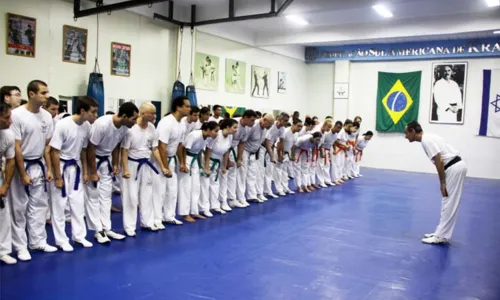 
				
					Aulões de defesa pessoal são oferecidas para mulheres na Bahia
				
				
