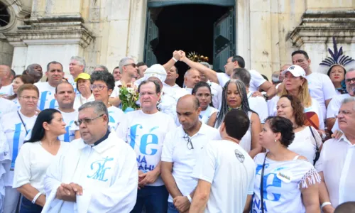 
				
					Autoridades e políticos participam da Lavagem do Bonfim; FOTOS
				
				