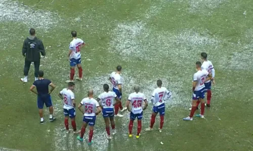 
				
					Bahia x Fluminense: fortes chuvas paralisam jogo na Arena Fonta Nova
				
				