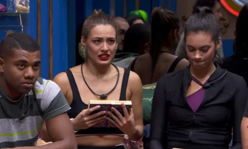 
				
					Beatriz, Alane e Pitel estão no 16º Paredão do 'BBB 24'
				
				