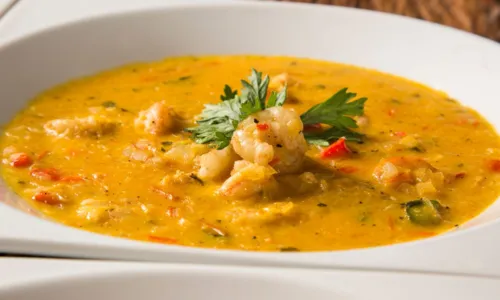 
				
					Bobó de camarão baiano é eleito o 6º melhor prato do mundo por ranking
				
				