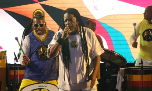 

					Brown surpreende com super 'sarrada' no Olodum; veja fotos do ensaio

				