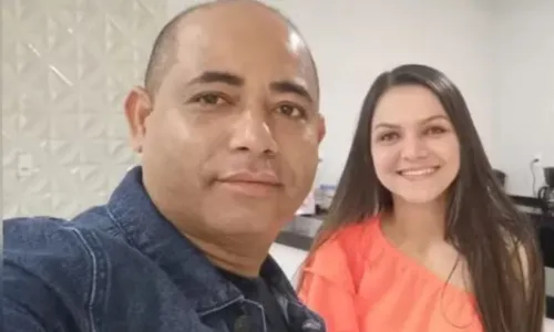 
				
					Cantora de forró e marido morrem afogados em carro no Ceará
				
				