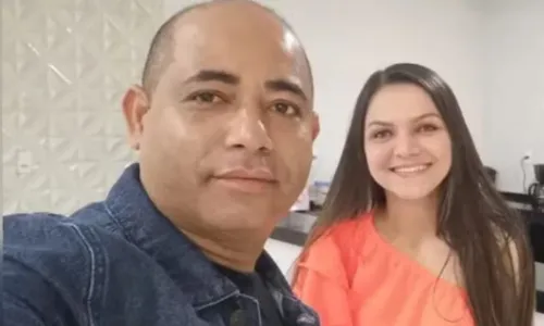 Cantora de forró e marido morrem afogados em carro no Ceará

				