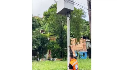 
				
					Chuva em Salvador: Codesal volta a acionar sirenes em 3 comunidades
				
				