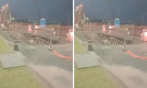  				 					Chuva em Salvador deixa cratera, árvores caídas e trânsito interditado 				 				