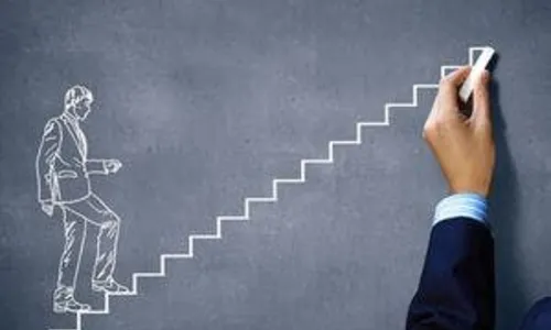 

					Comemore as suas conquistas profissionais

				
