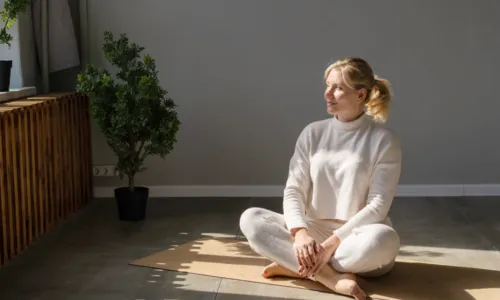 

					Como encontrar equilíbrio entre corpo, mente e espírito

				