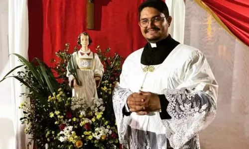
				
					Coordenador de coroinhas em igreja morre após ser baleado na Bahia
				
				