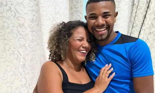  				 					Davi diz que Mani terminou relacionamento: 'Não respeitou meu momento' 				 				