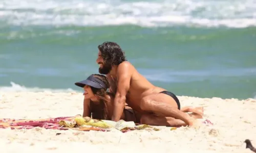

					Deborah Secco e Hugo Moura terminam casamento após 9 anos

				