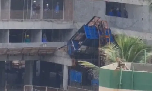 
				
					Dois trabalhadores morrem após elevador despencar em obra de Salvador
				
				