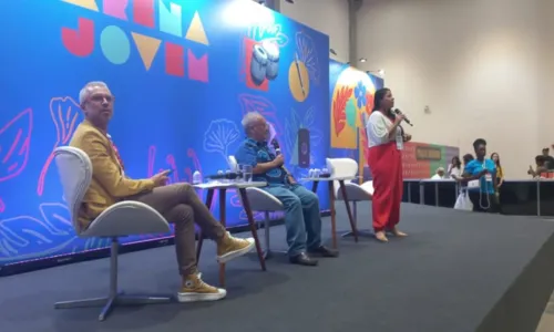  				 					Educação e 110 anos de Caymmi marcam o 5º dia da Bienal do Livro 				 				