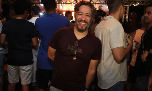 

					Ensaio do Cortejo Afro reúne famosos e movimenta centro de Salvador

				