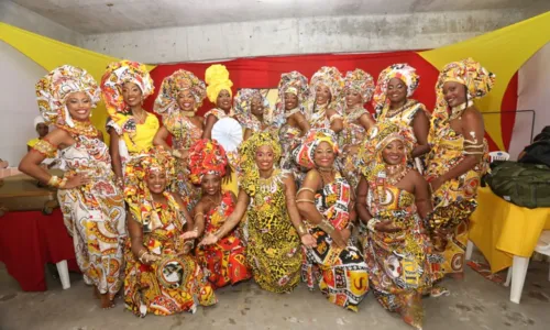 
				
					FOTOS: famosos marcam presença na 43ª Noite da Beleza Negra
				
				