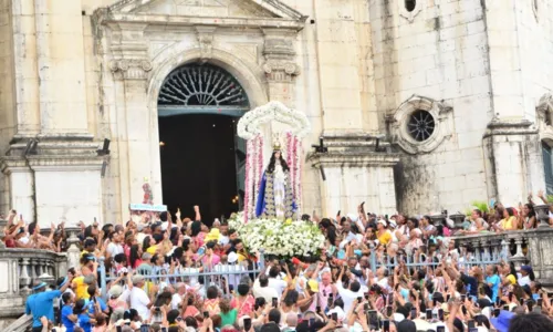 
				
					FOTOS: fiéis se reúnem para celebrar Nossa Senhora da Conceição
				
				