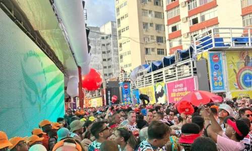 

					Fã processa Ivete Sangalo por ter sido 'esmagada' por trio em Salvador

				