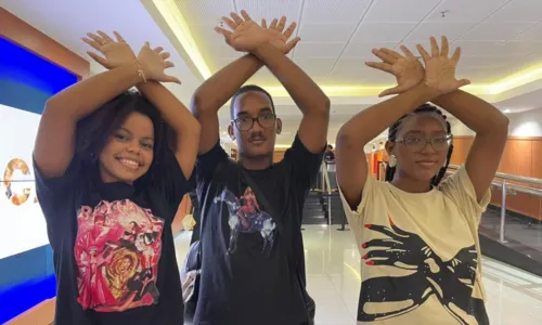 

					Fãs investem em looks e lotam cinema de Salvador para filme de Beyoncé

				