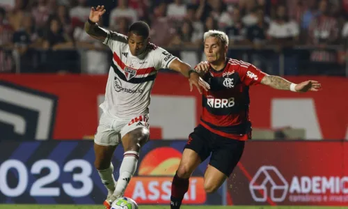 
				
					Flamengo e São Paulo já foram rebaixados e é possível provar isso!
				
				