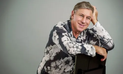  				 					Flávio Venturini apresenta show 'Coração a Dentro' em Salvador 				 				