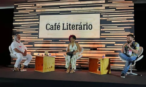  				 					'Gueto que lança a moda', diz Juliana Ribeiro em painel da Bienal 				 				