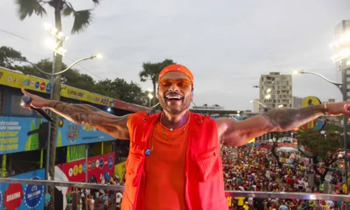 
				
					Hits do Carnaval, 'Perna Bamba' e 'Macetando' estouram fora do Brasil
				
				